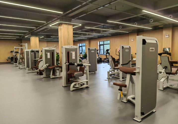 赋能健康企业，澳瑞特打造专业级（单位健身房）室内健身房